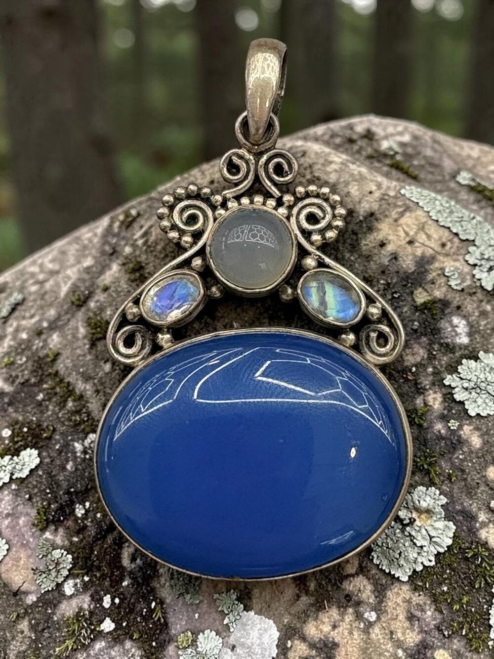 Vintage Sterling Silver Blue Cabochon Pendant Ornate Scrollwork Frame Triple Sto